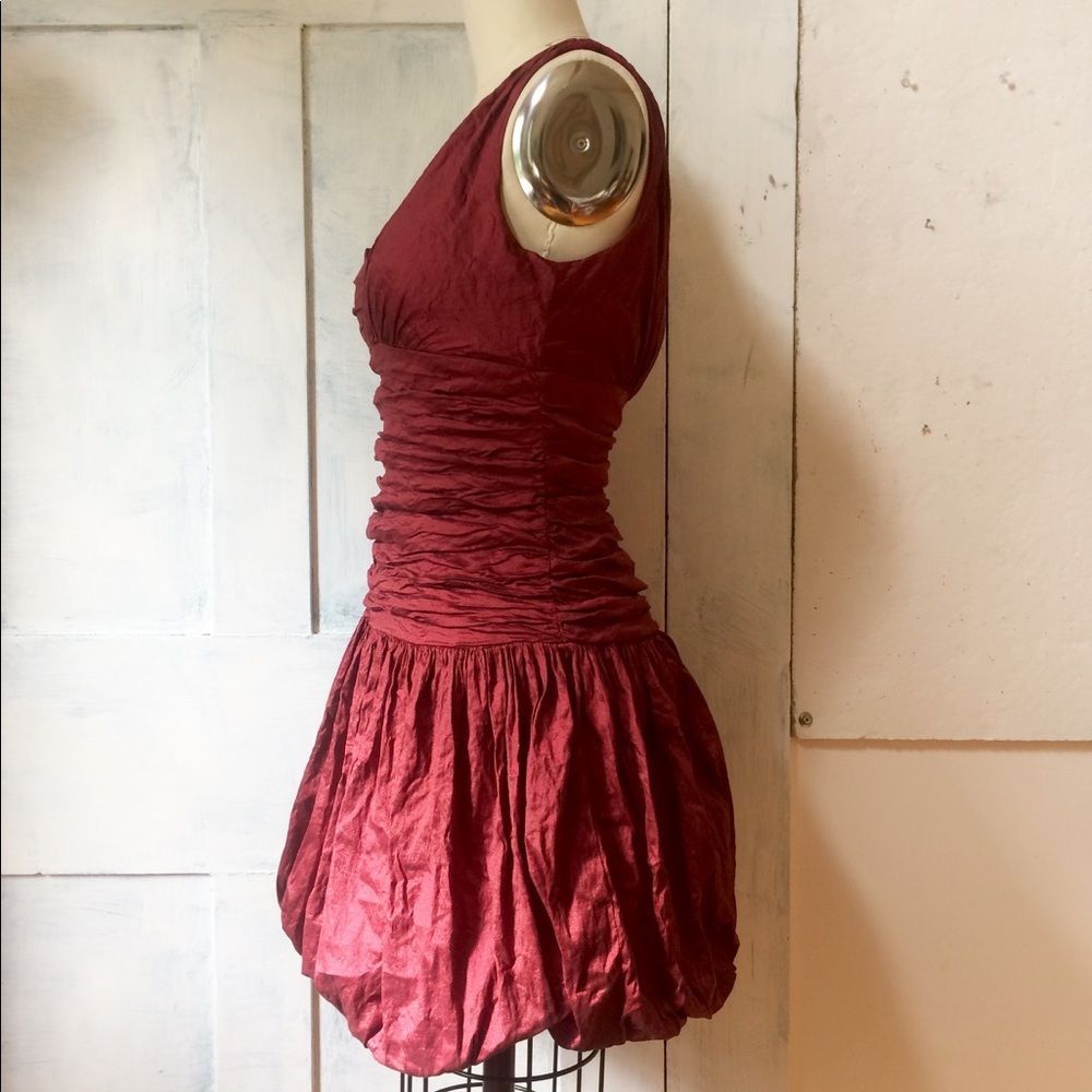 BCBG Ruche metallic short formal dress - Picture 3 of 9